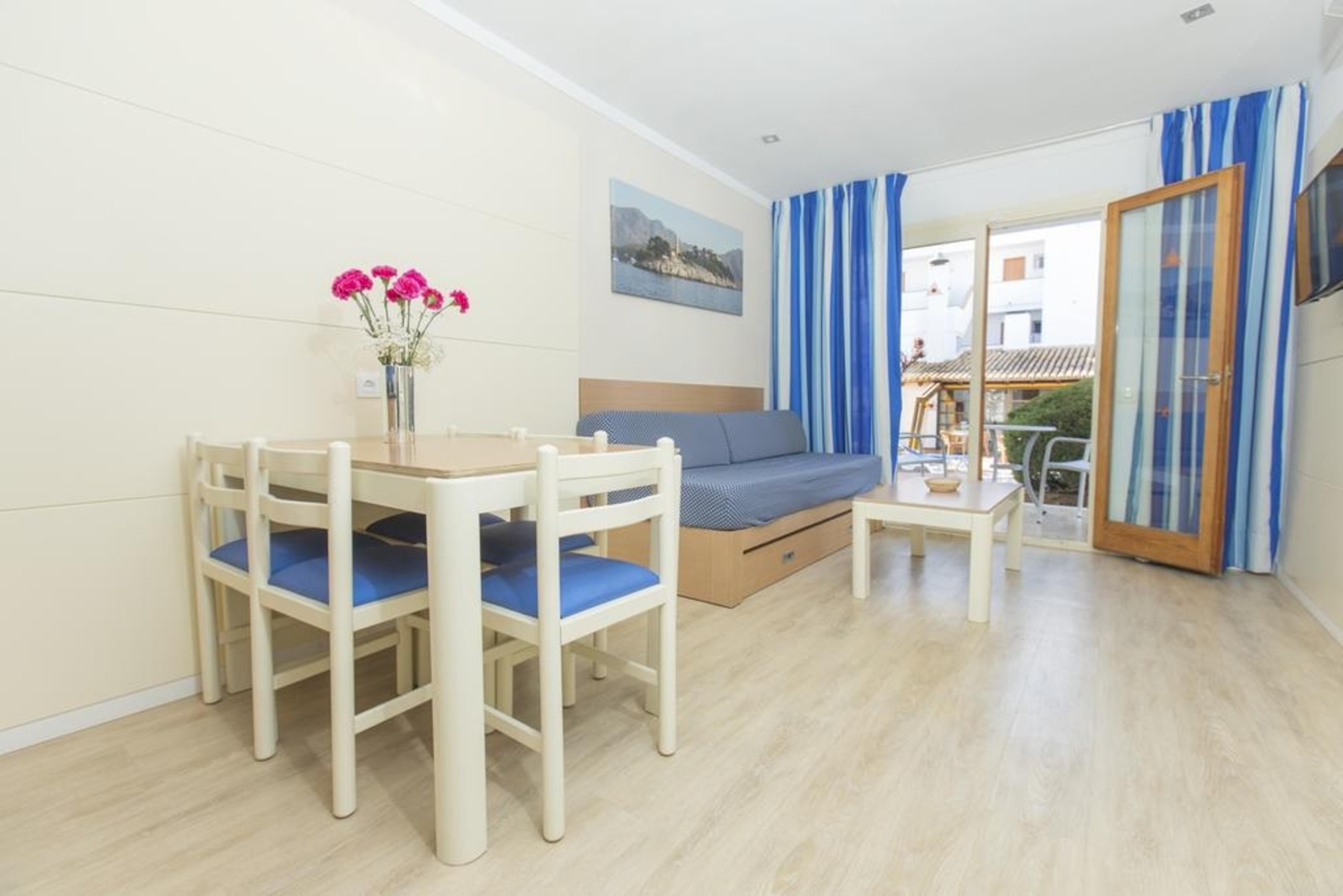 Aparthotel Flora Port de Pollença Zewnętrze zdjęcie