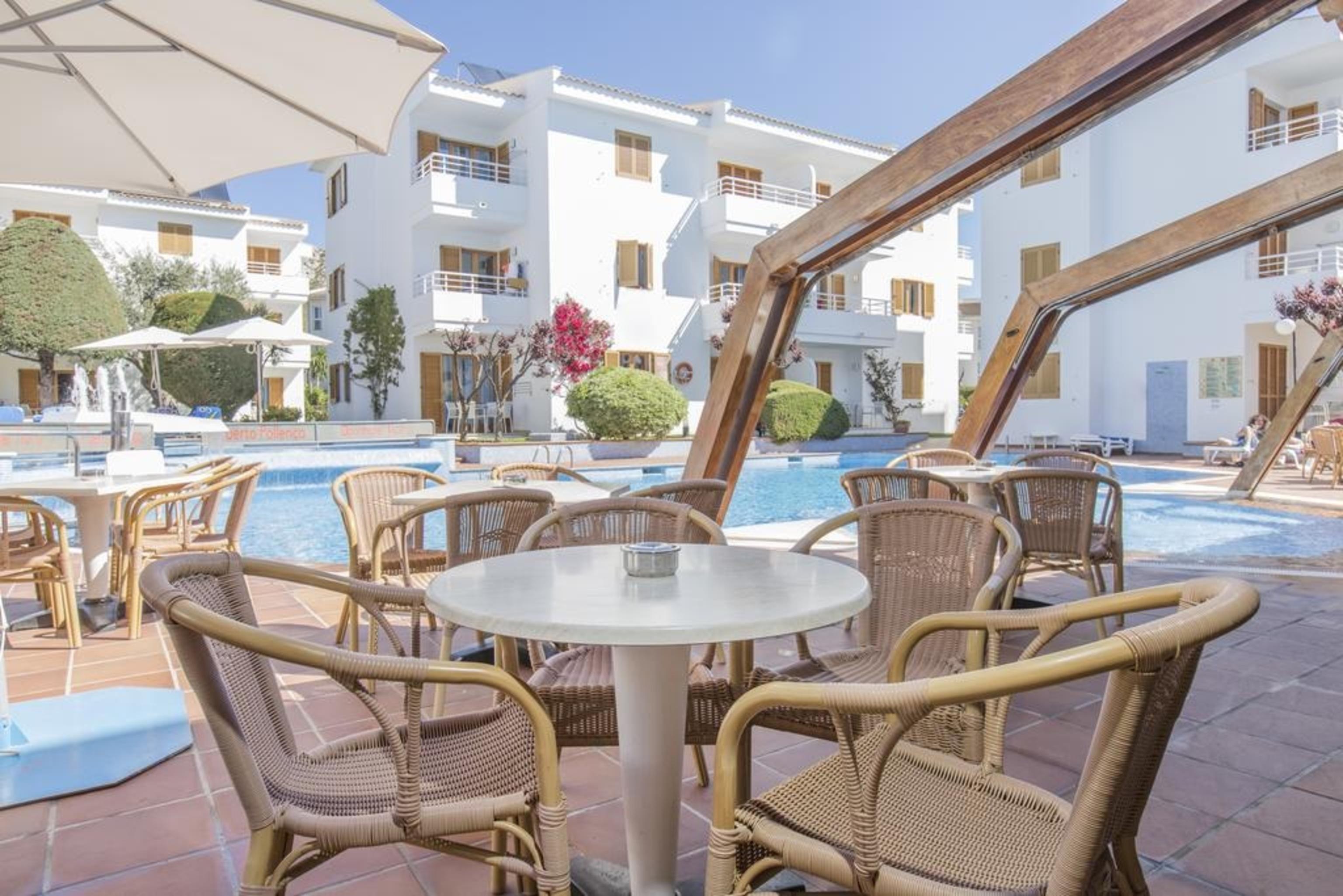 Aparthotel Flora Port de Pollença Zewnętrze zdjęcie