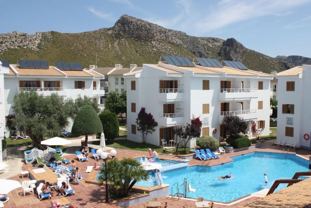 Aparthotel Flora Port de Pollença Zewnętrze zdjęcie