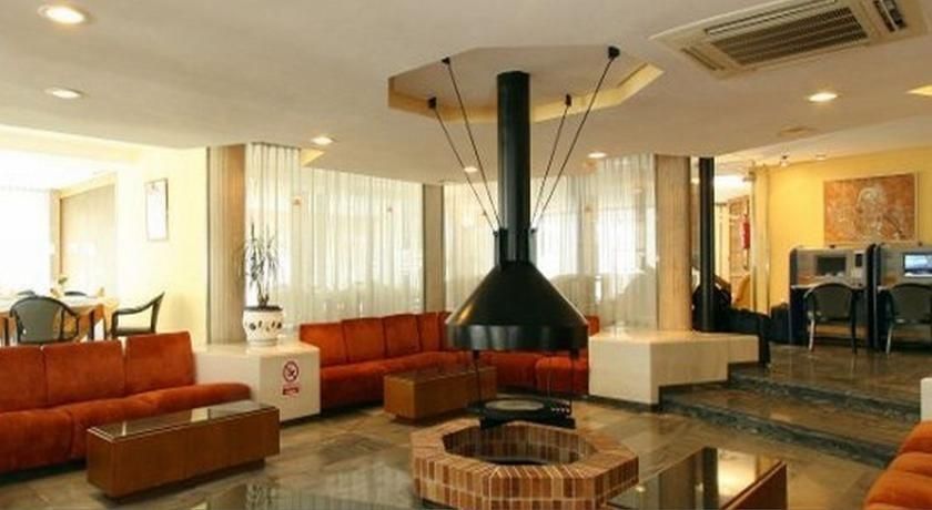 Aparthotel Flora Port de Pollença Zewnętrze zdjęcie