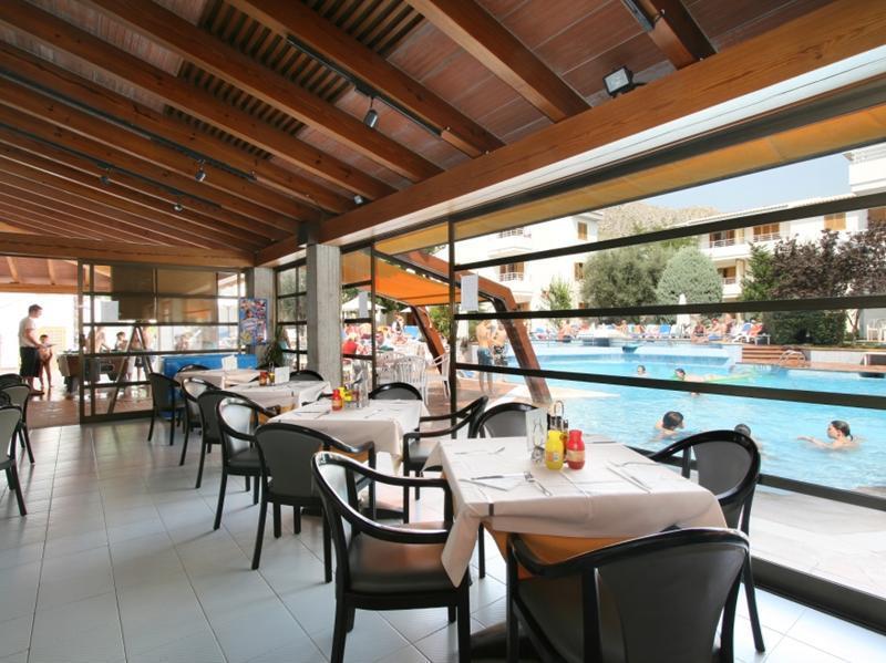 Aparthotel Flora Port de Pollença Zewnętrze zdjęcie