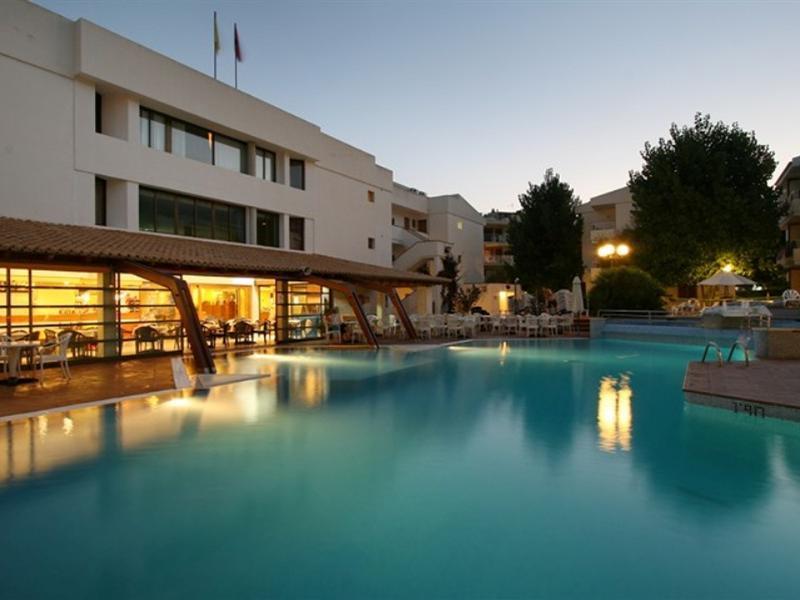 Aparthotel Flora Port de Pollença Zewnętrze zdjęcie