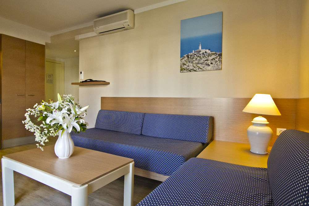 Aparthotel Flora Port de Pollença Zewnętrze zdjęcie